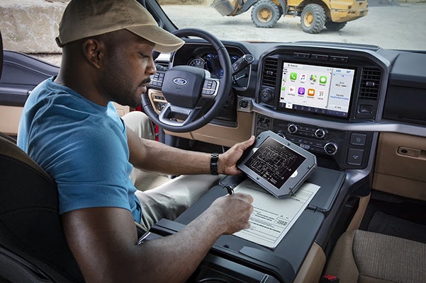 2021 Ford F-150 interior technology