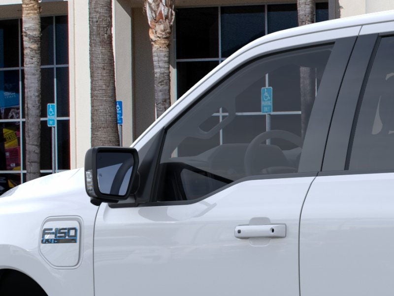 2025 Ford F-150 Lightning Flash™