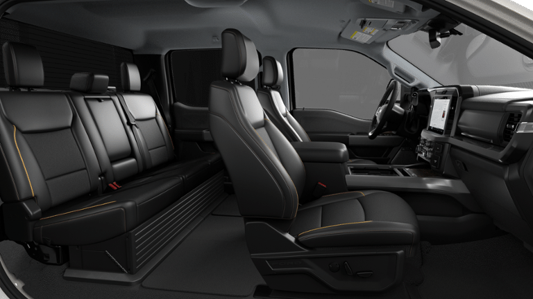2027 Ford Super Duty F-250 F-250® Lariat®