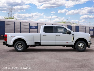 2027 Ford Super Duty F-350® Lariat®