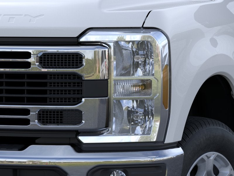 2026 Ford Super Duty F-350® XLT