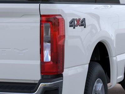 2026 Ford Super Duty F-350® XLT