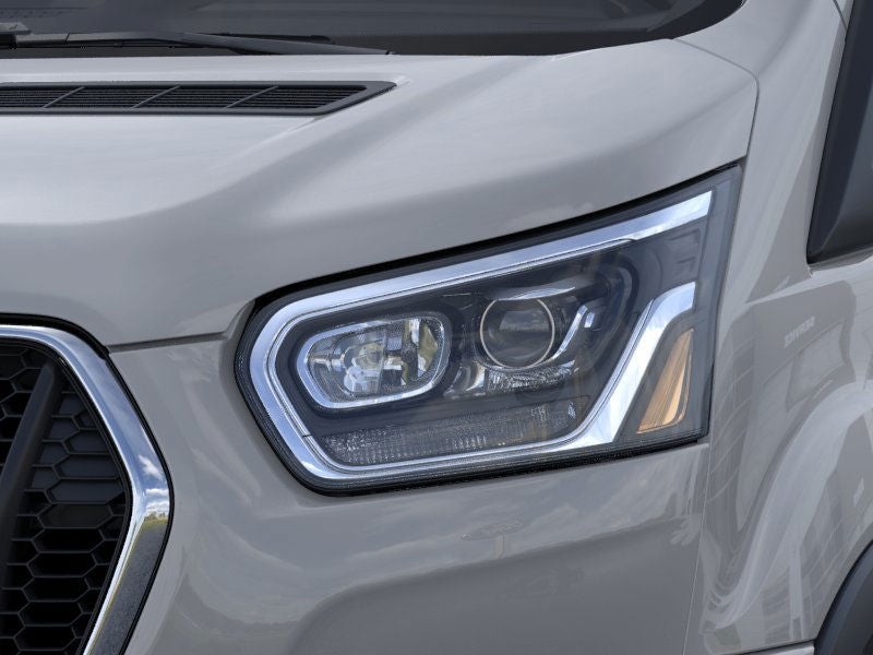 2025 Ford Transit Passenger Wagon XLT