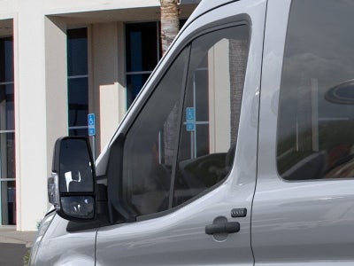 2025 Ford Transit Passenger Wagon XLT