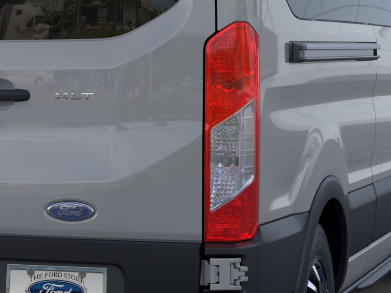 2025 Ford Transit Passenger Wagon XLT