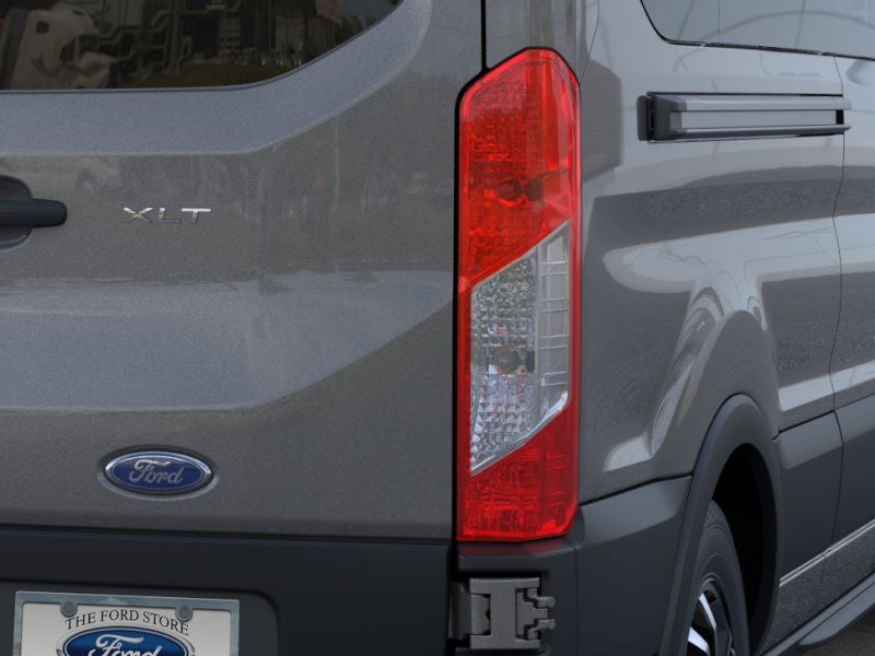 2025 Ford Transit Passenger Wagon XLT