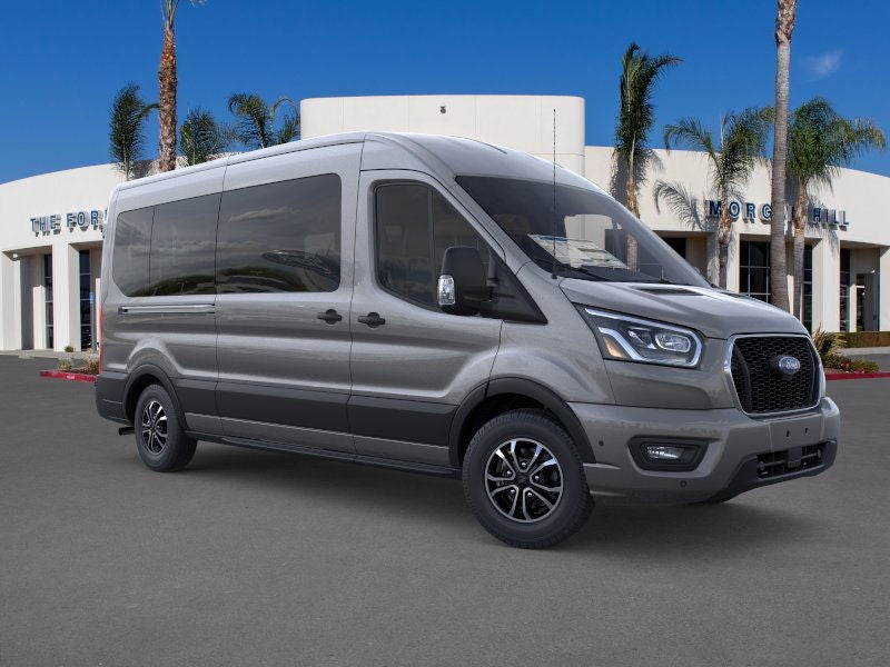 2025 Ford Transit Passenger Wagon XLT