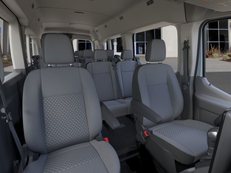 2025 Ford Transit Passenger Wagon XLT