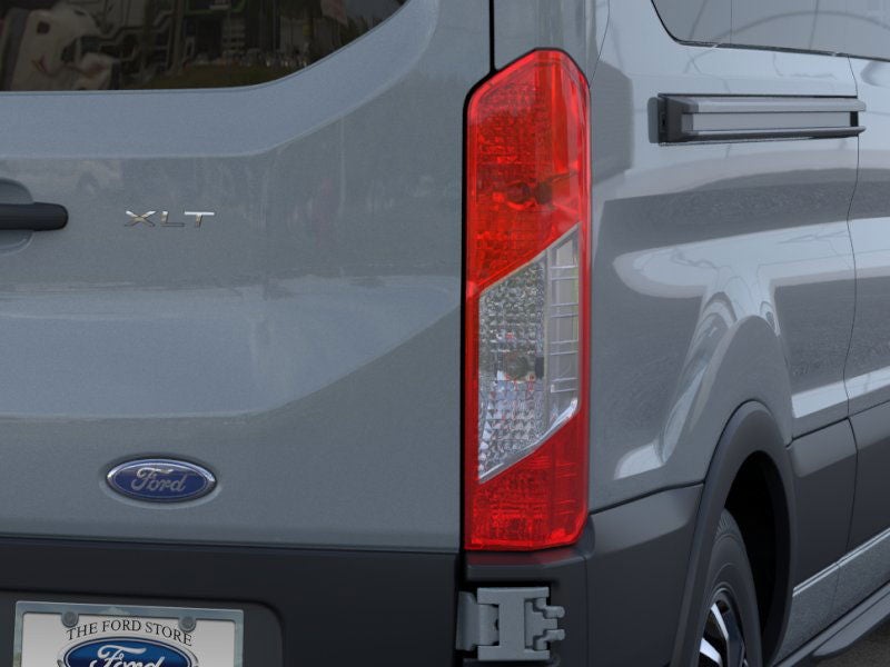 2025 Ford Transit Passenger Wagon XLT