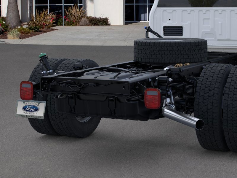 2025 Ford Super Duty F-550 XL