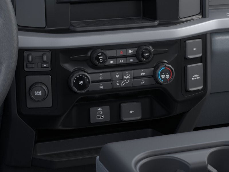 2025 Ford Super Duty F-550 XL