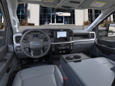 2025 Ford Super Duty F-550 XL