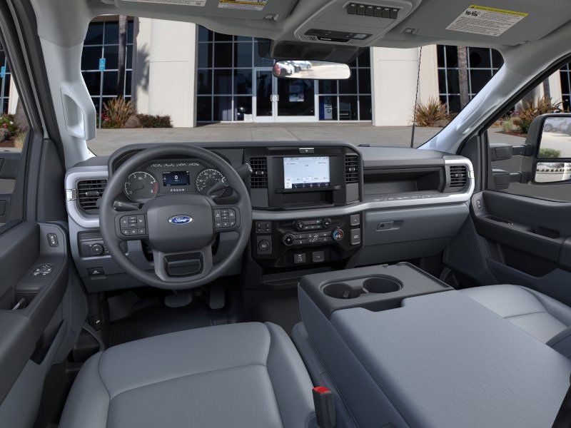 2025 Ford Super Duty F-550 XL