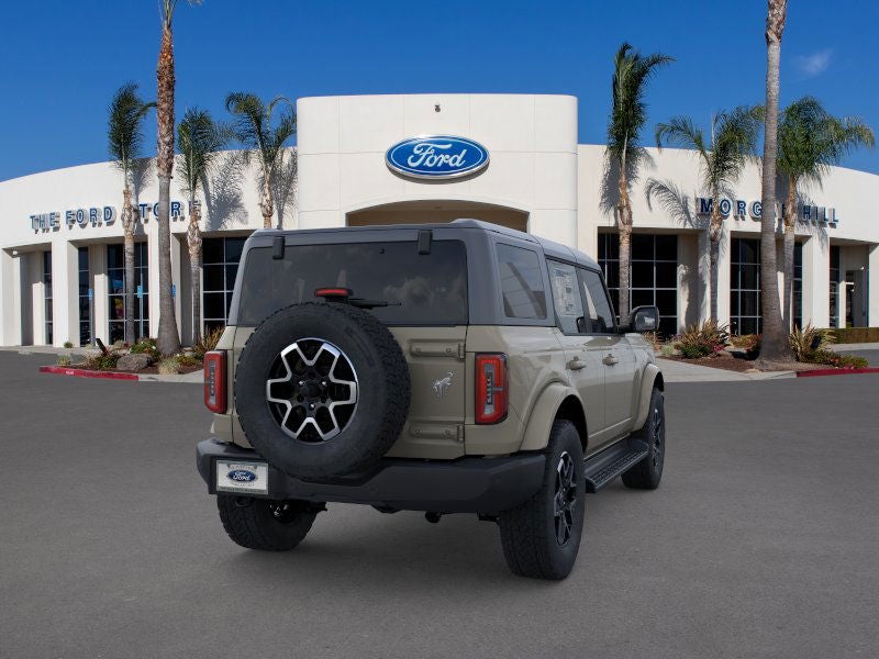 2025 Ford Bronco Outer Banks®