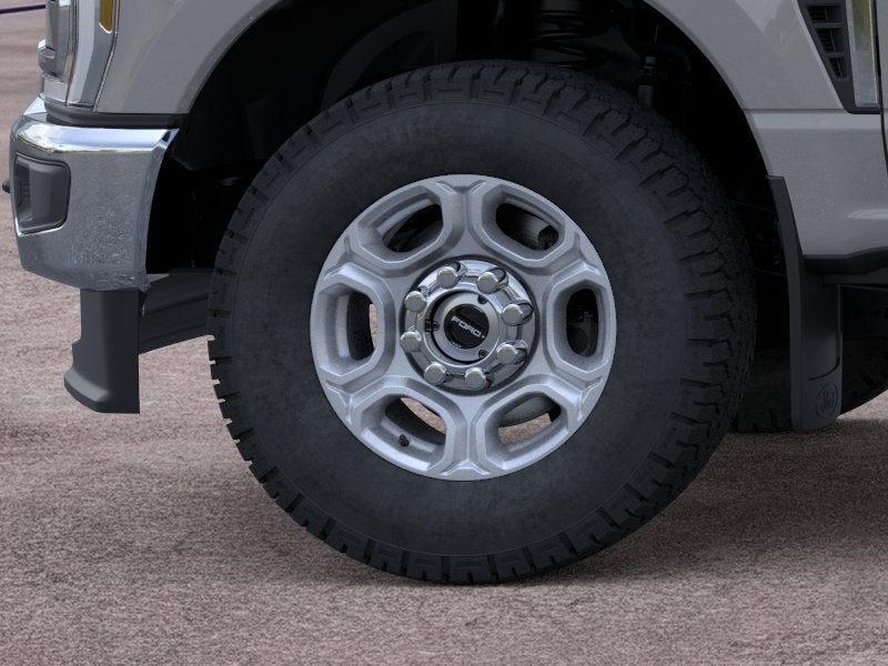 2026 Ford Super Duty F-350® XLT