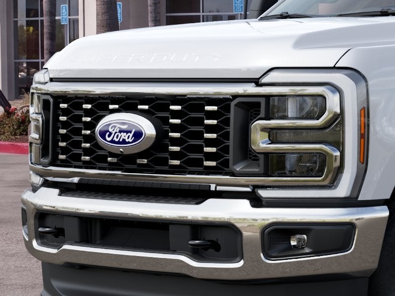 2027 Ford Super Duty F-350® XLT