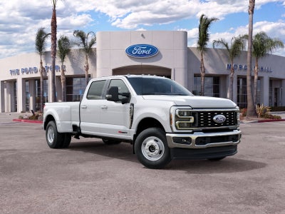 2027 Ford Super Duty F-350® XLT