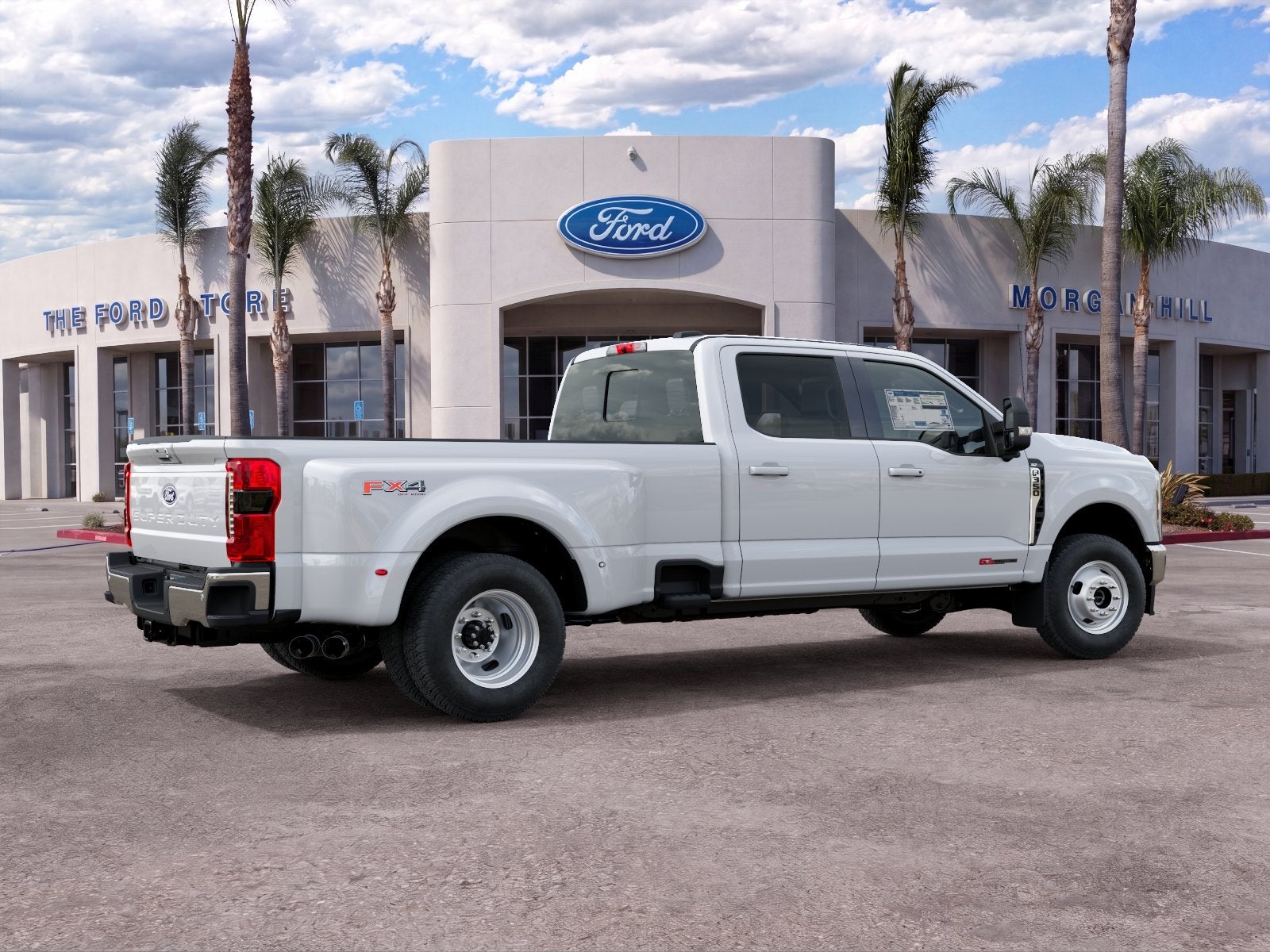 2027 Ford Super Duty F-350® XLT