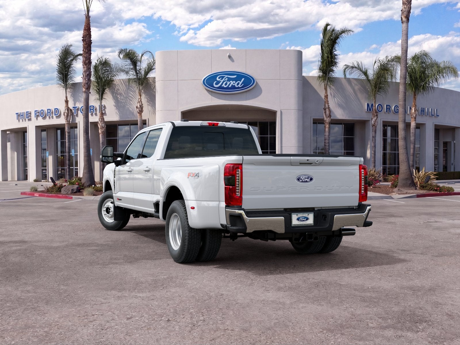 2027 Ford Super Duty F-350® XLT