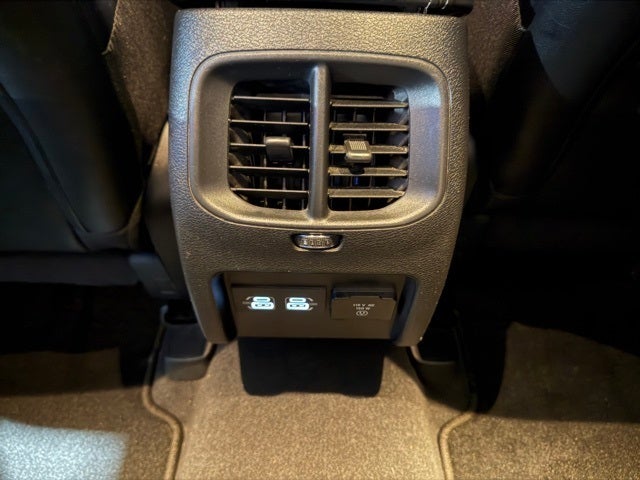 2023 Jeep Cherokee Altitude