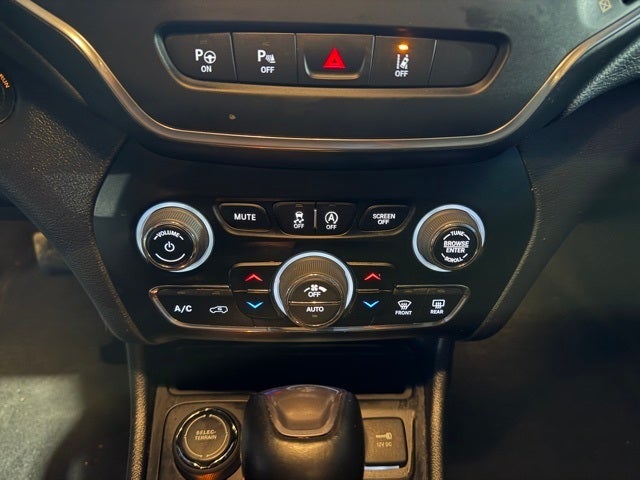 2023 Jeep Cherokee Altitude