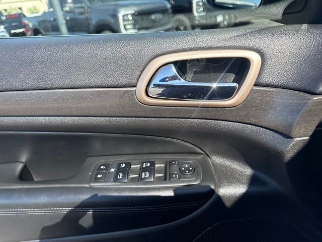 2017 Jeep Grand Cherokee Laredo