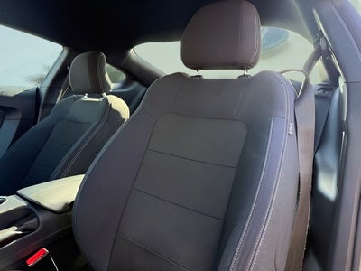 2015 Ford Mustang V6