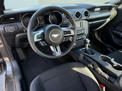 2015 Ford Mustang V6