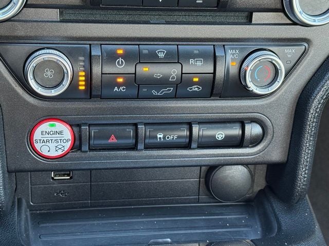 2015 Ford Mustang V6