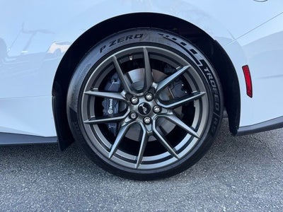 2025 Ford Mustang Dark Horse