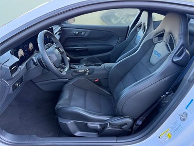 2025 Ford Mustang Dark Horse