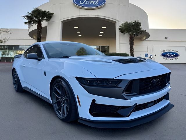 2025 Ford Mustang Dark Horse