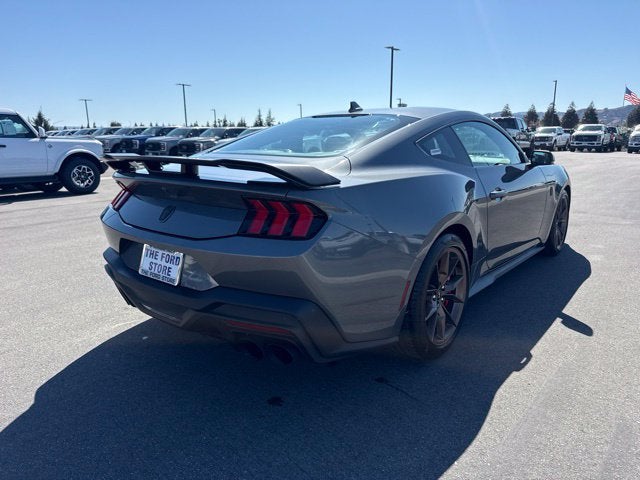 2026 Ford Mustang Dark Horse