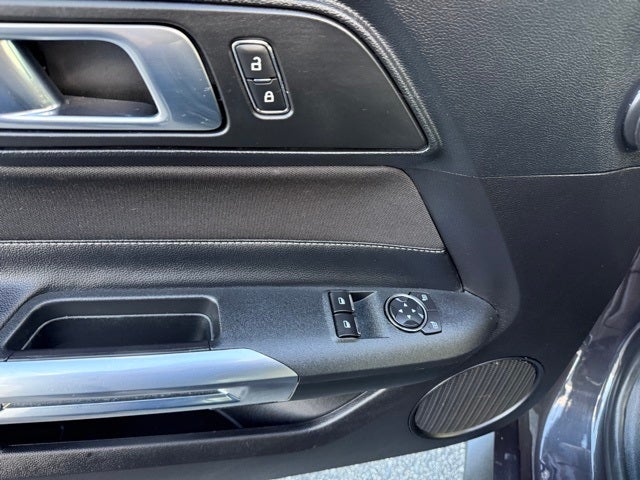 2022 Ford Mustang EcoBoost