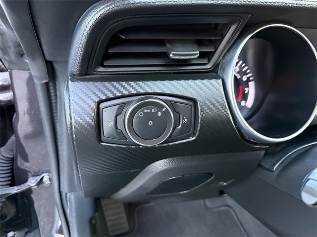 2022 Ford Mustang EcoBoost