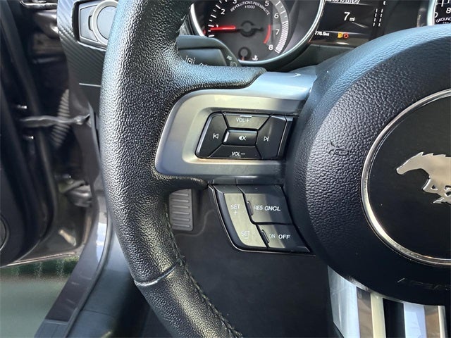 2022 Ford Mustang EcoBoost