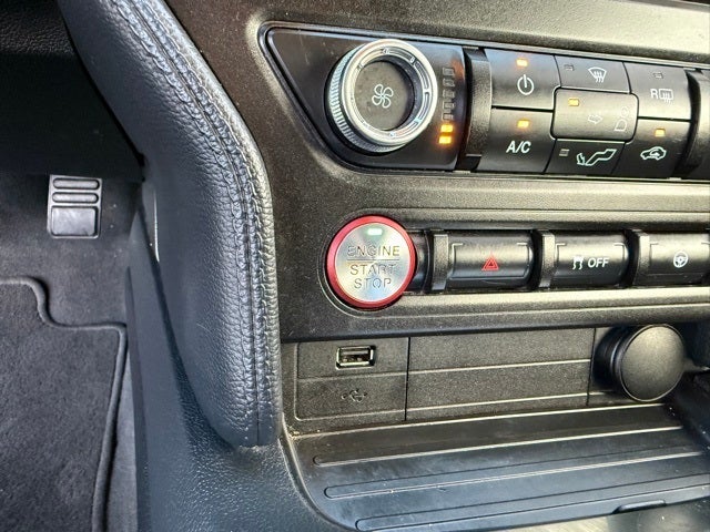 2022 Ford Mustang EcoBoost