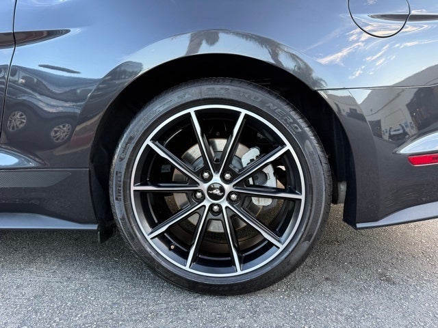 2022 Ford Mustang EcoBoost