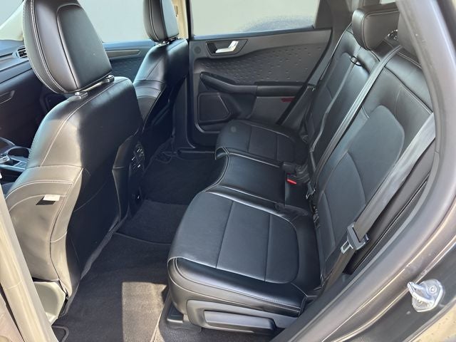 2020 Ford Escape Hybrid Titanium