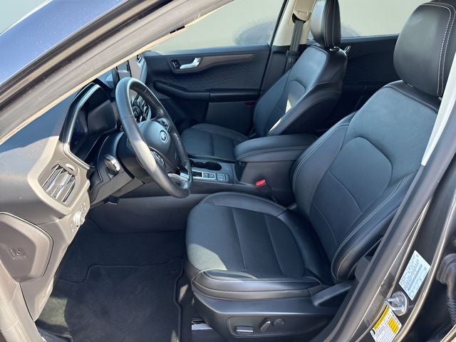 2020 Ford Escape Hybrid Titanium