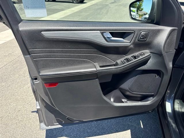 2023 Ford Escape Plug-In Hybrid Base