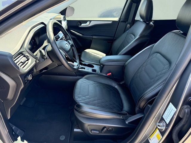 2023 Ford Escape Plug-In Hybrid Base
