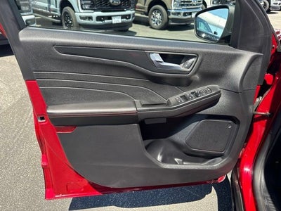 2025 Ford Escape Hybrid ST-Line