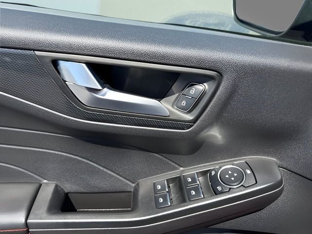 2025 Ford Escape Hybrid ST-Line