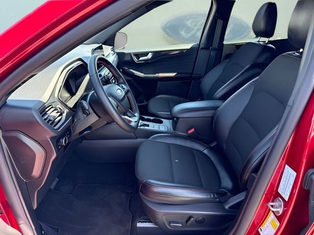 2025 Ford Escape Hybrid ST-Line