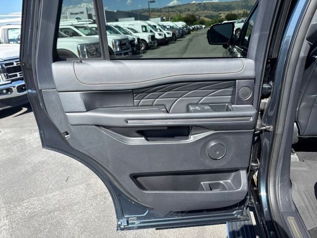 2024 Ford Expedition Platinum
