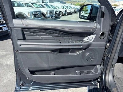 2024 Ford Expedition Platinum
