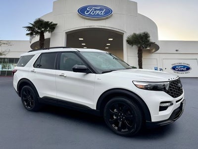 2023 Ford Explorer ST-Line