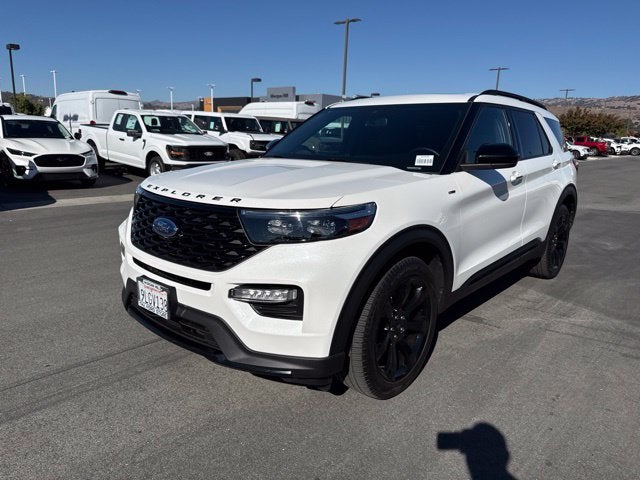2023 Ford Explorer ST-Line