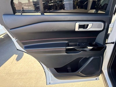 2023 Ford Explorer ST-Line